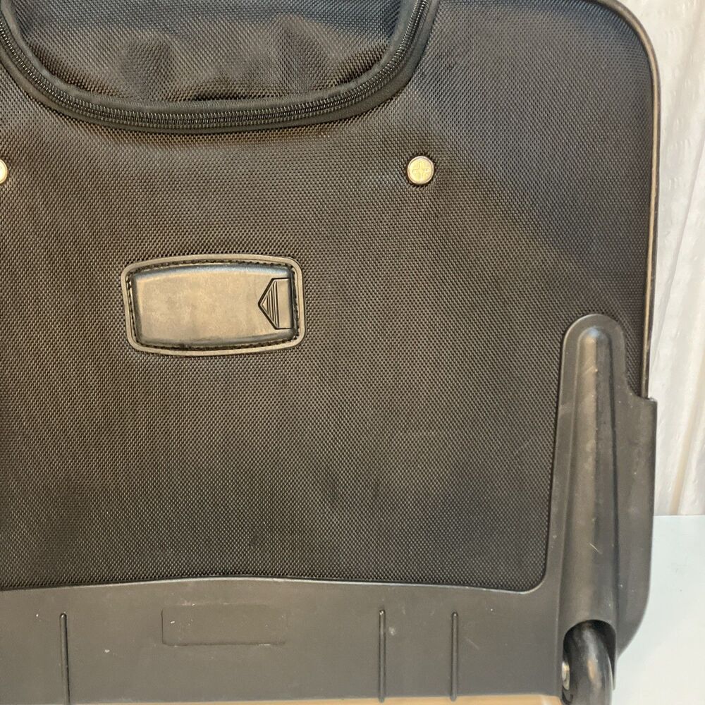 TUMI Alpha 2 Compact Large Screen Laptop Brief Pack Black Red Accents - Picture 10 of 16